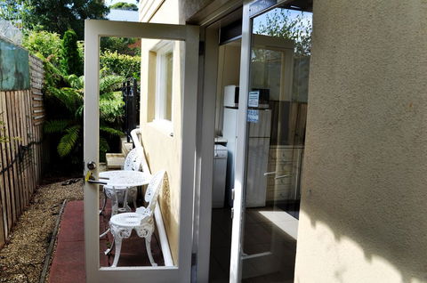 Belton Apartments - The Studio - Holiday Find 2