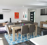 Ben's Place - modern  convenient - Holiday Find