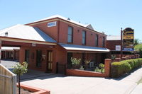 Book Golden Square Accommodation Vacations Holiday Find Holiday Find