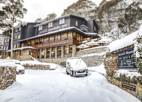 Bernti's Mountain Inn - Holiday Find 0