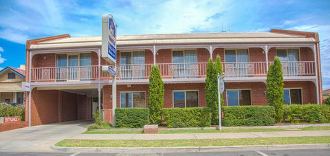 BEST WESTERN Burke And Wills Motor Inn - Holiday Find 3