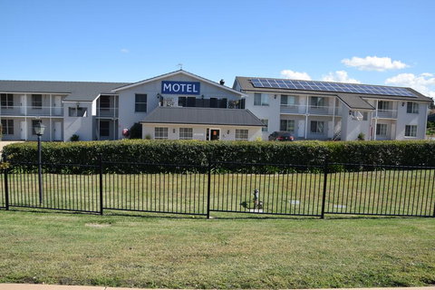Best Western Coachmans Inn Motel - Holiday Find 0