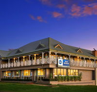 Best Western Sanctuary Inn - Holiday Find