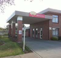 Big Valley Lakeside Paradise Motor Inn - Holiday Find