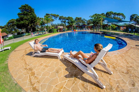 BIG4 Moruya Heads Easts Dolphin Beach Holiday Park - Holiday Find 1