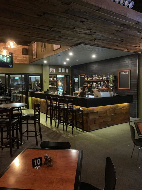 Biloela Hotel - Holiday Find 2