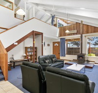 Black Dolphin Waterfront Townhouse - Bay Views - Holiday Find