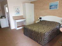 Book Blayney Accommodation Vacations Holiday Find Holiday Find
