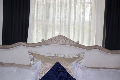 Blue Bell Inn - Holiday Find 2