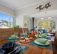 Blue Waters Cottage - 120m to Jervis Bay - Holiday Find