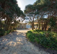 Bluetopia - Sparkling Solar Heated Pool - Holiday Find