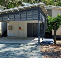 Bluewater 2 - Rainbow Shores Walk to beach private and stylish beach escape all on level - Holiday Find