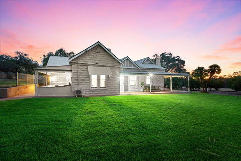 The River Block - Holiday Find 1