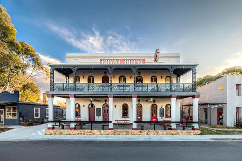 The Royal Hotel Bungendore - Holiday Find 0