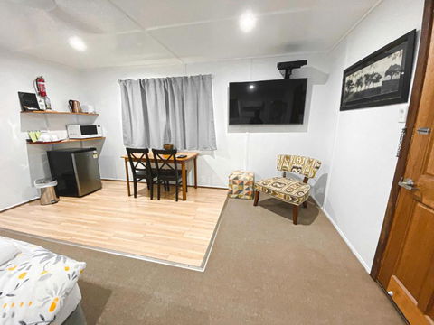 Warrego Hotel Motel Cunnamulla - Holiday Find 3