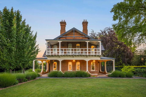 Yallungah Boutique Hotel - Holiday Find 0