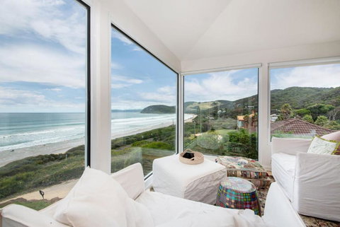 Yumba - Beach Views On The Great Ocean Road - Holiday Find 3