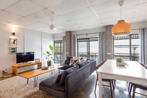 Yamba Views Angourie Views Apartment - Holiday Find 0