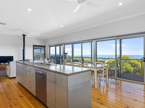 Yellow Door On Stacey 17 Stacey Drive - Holiday Find 0