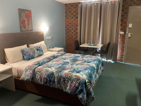 Zero Inn Motel - Holiday Find 3