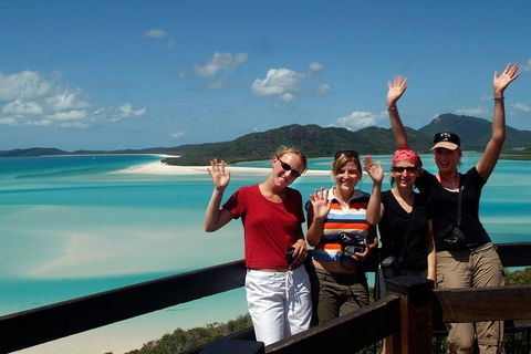 Whitehaven Beach Sailing And Snorkeling Cruise - Holiday Find 4