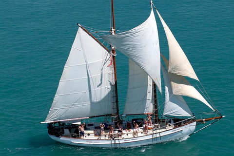 Whitehaven Beach Sailing And Snorkeling Cruise - Holiday Find 5
