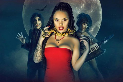 Dracula's Cabaret - Gold Coast - Holiday Find 2