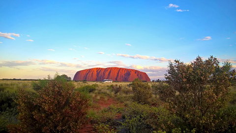 Uluru (Ayers Rock) Sunset Tour - Holiday Find 2
