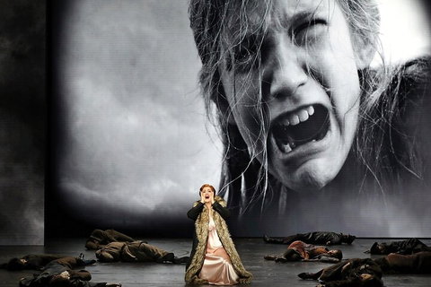 Opera Performance At The Sydney Opera House - Holiday Find 4