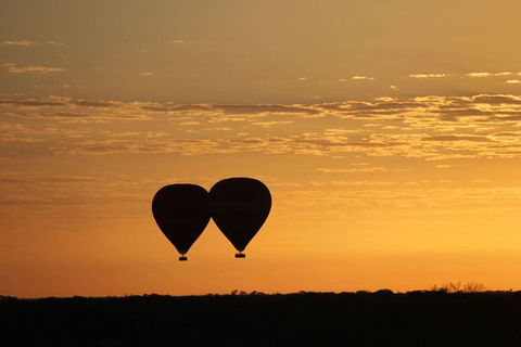 Early Morning Ballooning In Alice Springs - Holiday Find 2