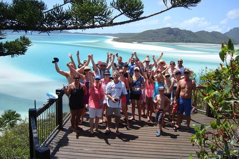 Whitehaven Beach And Hill Inlet | Awesome Beach BBQ | Family Friendly - Holiday Find 1