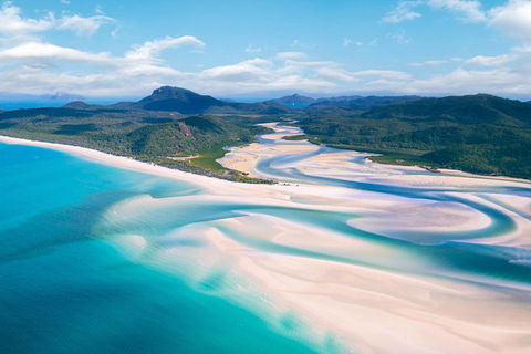 Whitehaven Beach And Hill Inlet Chill And Grill - Holiday Find 2