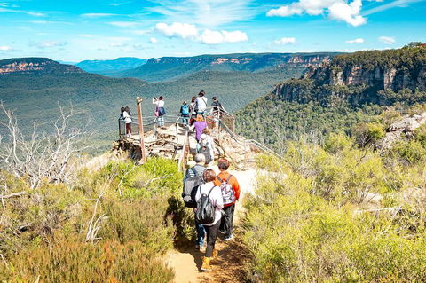 Small-Group Blue Mountains Day Trip From Sydney With Wildlife Park - Holiday Find 1
