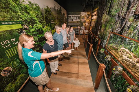 Cairns Aquarium Tour By Twilight With Drink And Appetiser - Holiday Find 2