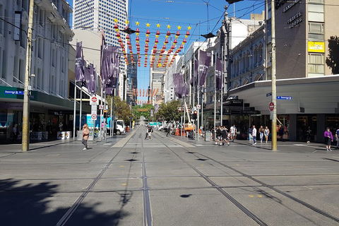 In And Around Melbourne - Holiday Find 2