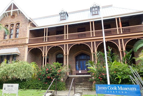 Cairns To Cooktown 4WD Tour - Holiday Find 1