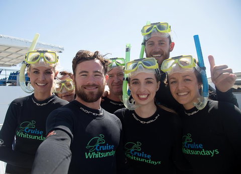 Great Barrier Reef Day Cruise To Reefworld - Holiday Find 4